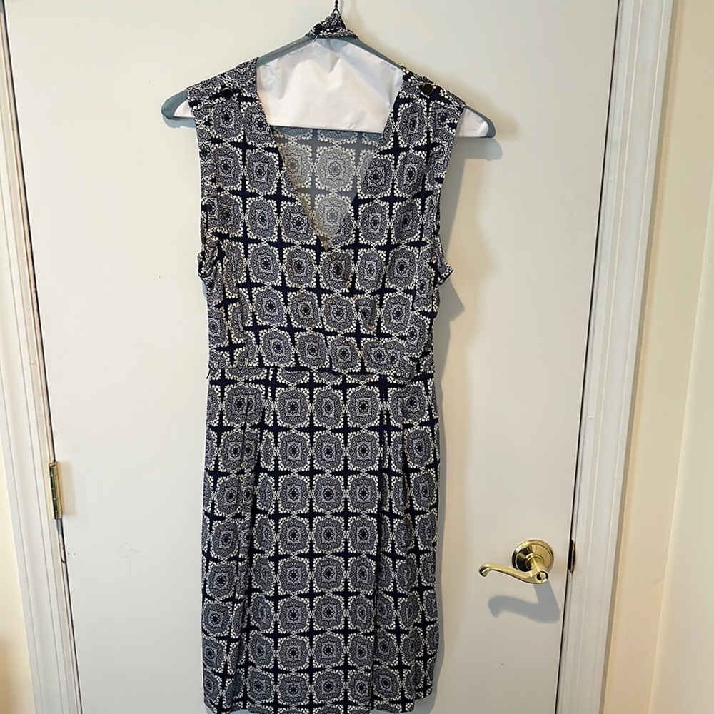 Banana Republic Navy patterned sleeveless belted dress size medium